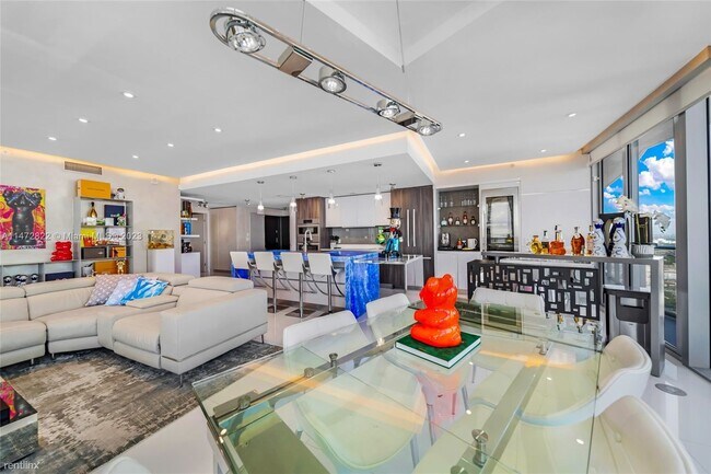 Photo - 3 br, 4 bath Condo - 488 NE 18th St Unit 4115 Unit 4115