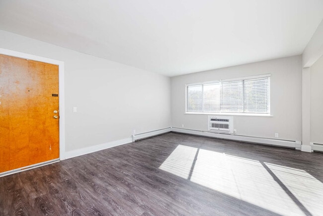Parklane Apartments