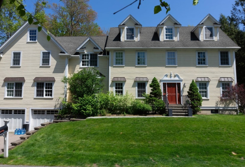 Photo - 15 Edgemoor Cir (Wellesley, MA)