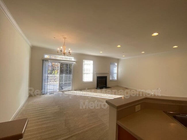 9717 Evening Bird Ln