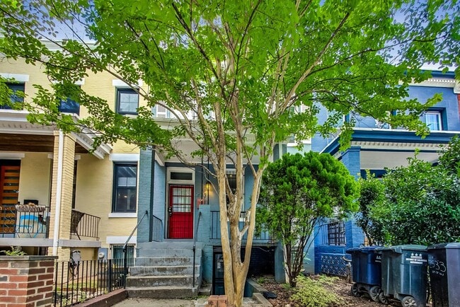 Photo - 2533 11th St NW Unit A