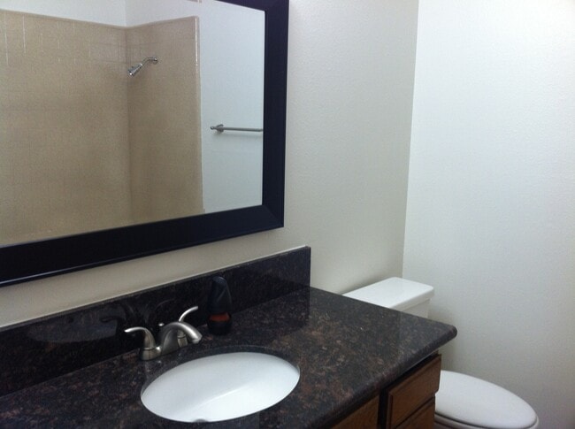 Photo - Los Caballeros #111 Unidad 111B