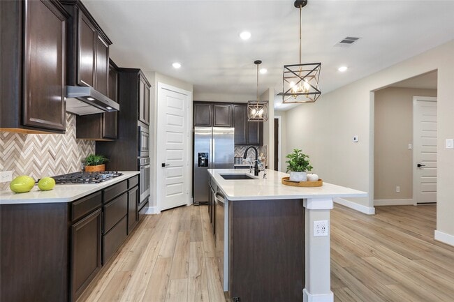 Photo - 2013 Woodland Pine Ct