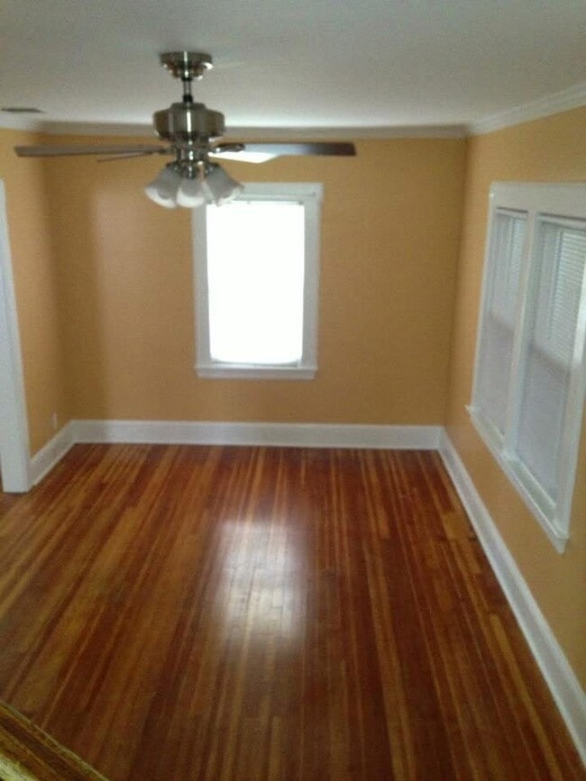 Photo - 1205 Thomas St