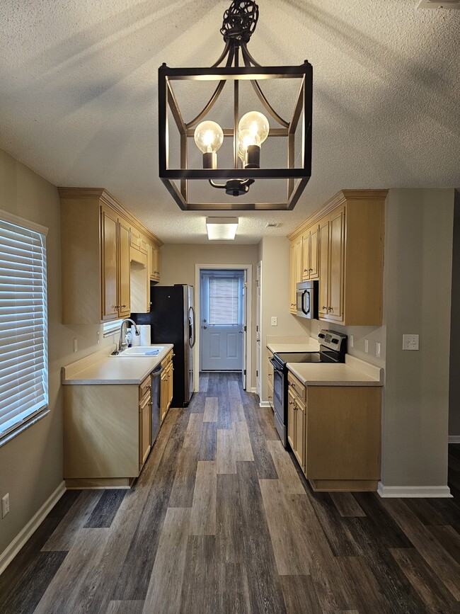 Photo - 2602 Davis Ave