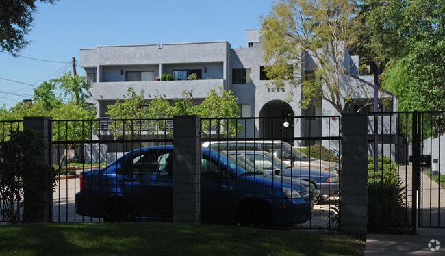Photo - Hudson Gardens