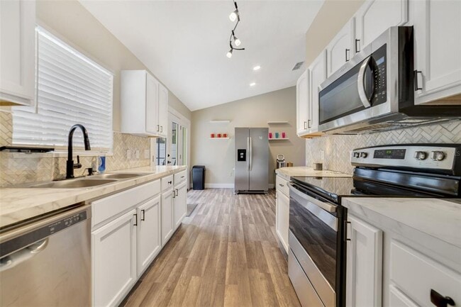 Photo - 40140 Palm St