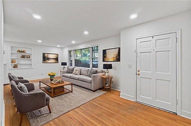 Photo - 1340 Cumberland Dr