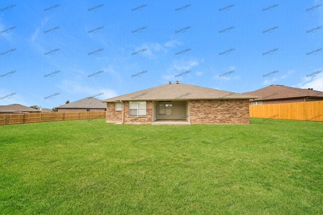 Photo - 8909 Woodbend Dr