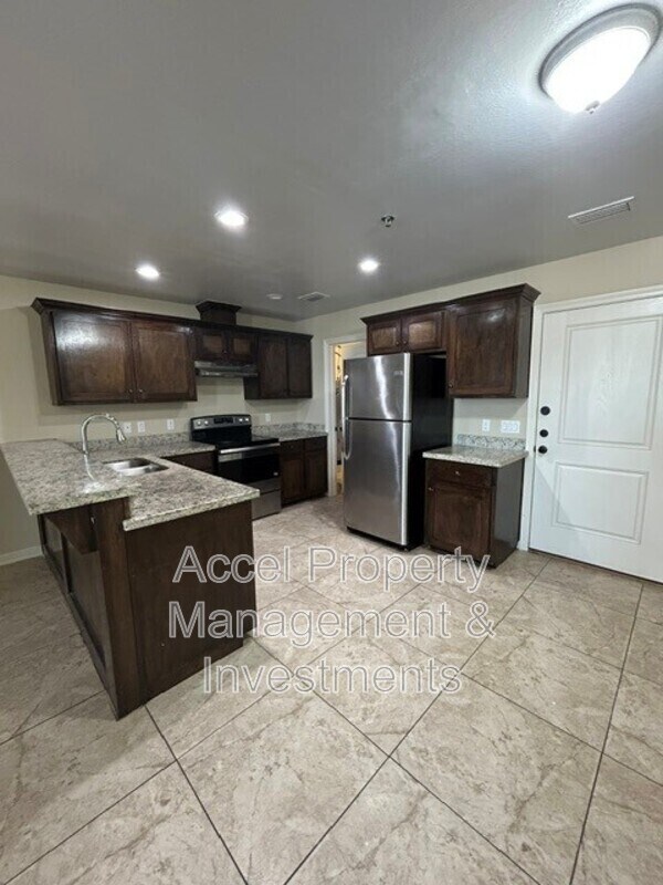 2603 E Eisenhower Ave Unit 2