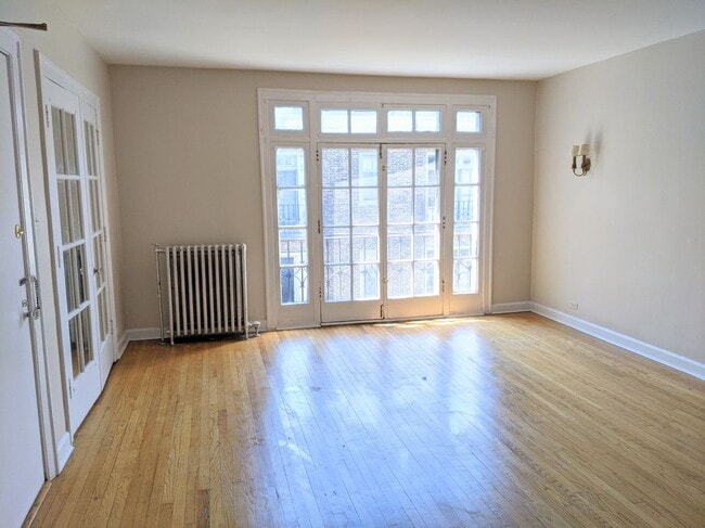 Photo - 905 Elmwood Ave