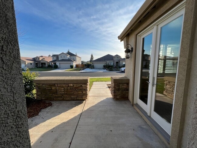Photo - Well-appointed single-story home located walking distance to Manteca's Woodward Park!