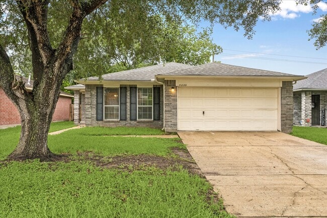 5239 Sugar Bush Dr