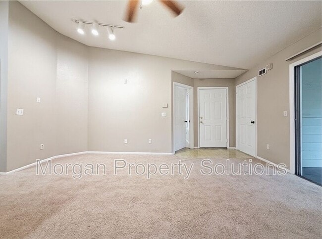 Photo - 5112 Park Central Dr Unit #631