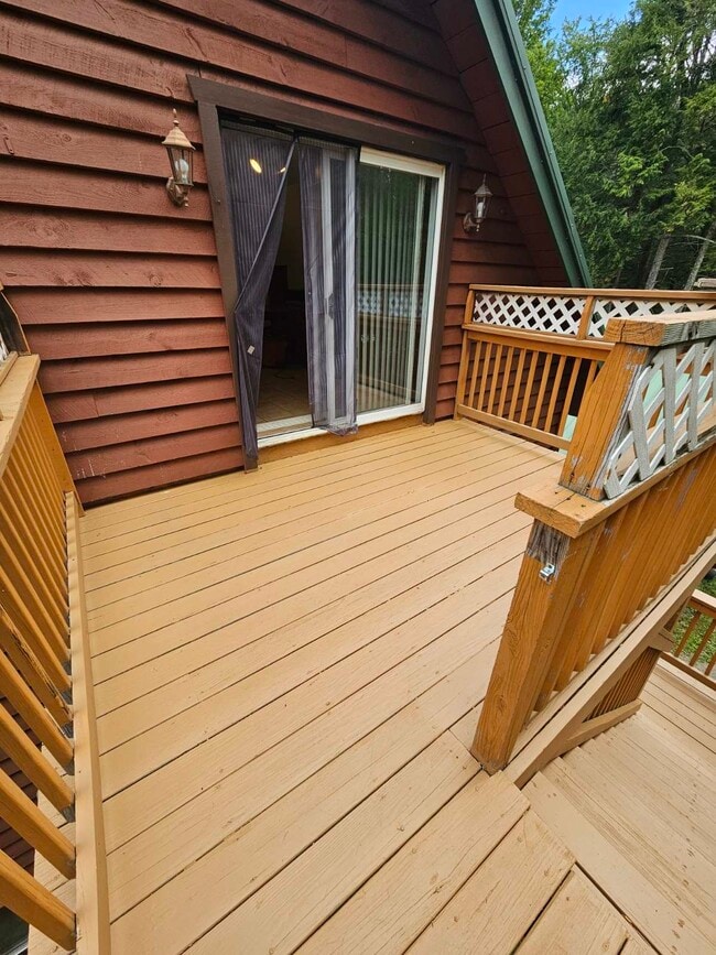 Photo - 145 Worthington Rd Unit 2 bed utilities included