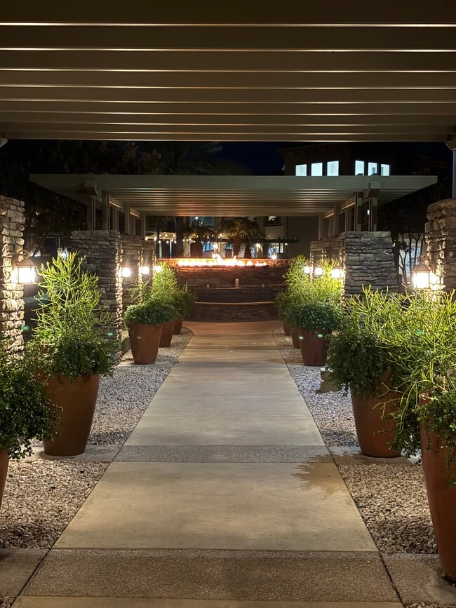 Building Photo - 5450 E Deer Valley Dr Unit TOSCANA condominiums