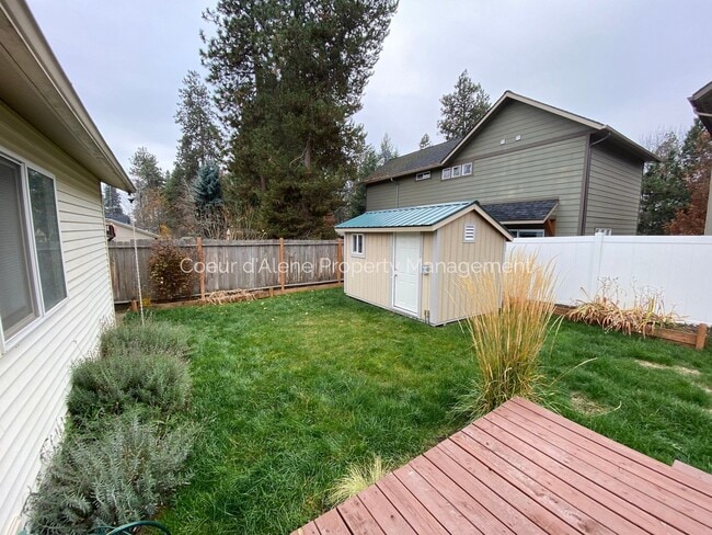 Photo - 2 bed, 2 bath house w/ "She-Shed"