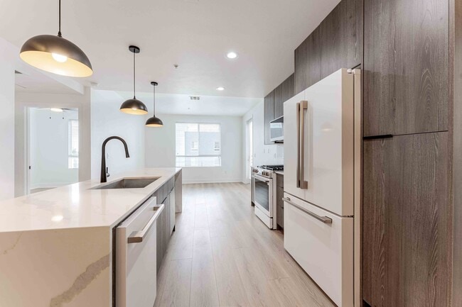 Ariva, San Diego, CA, renovaciones de lujo - Ariva