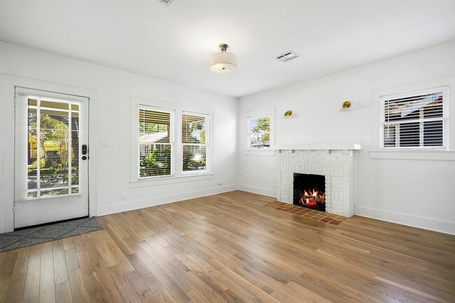 Photo - 1129 Euclid St House