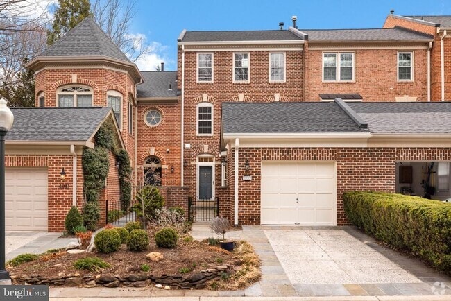 Building Photo - 4049 Mansion Dr NW Rental