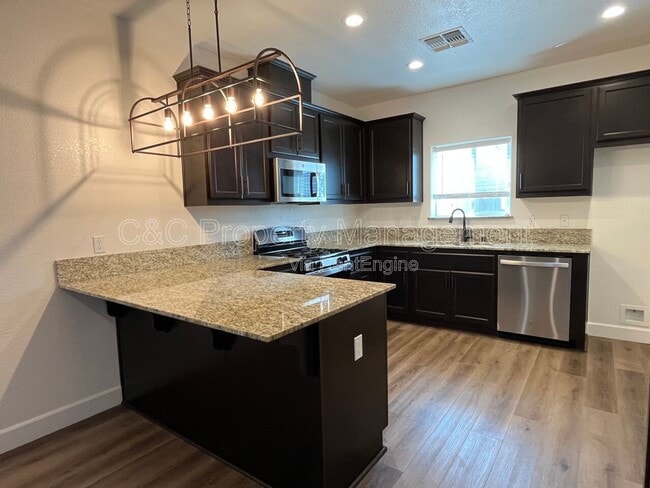 Photo - 5078 Palisade Ave