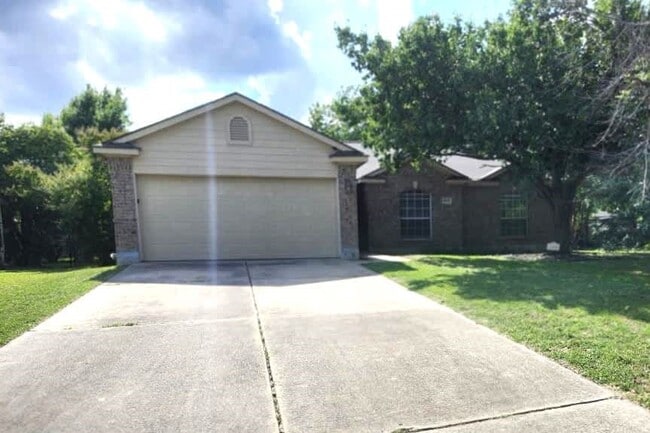 Building Photo - 2604 Hill Street Cove