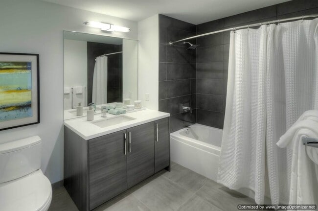 Photo - 1200 N Larrabee St Unit 1