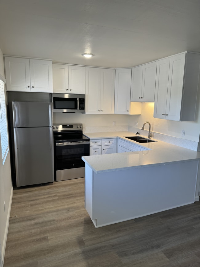 Photo - Vista del Sol Apartments