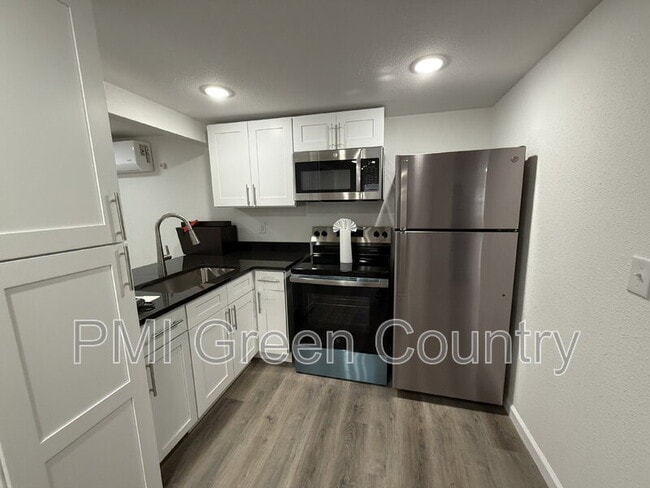 Photo - 2432 E Pine St Unidad #B