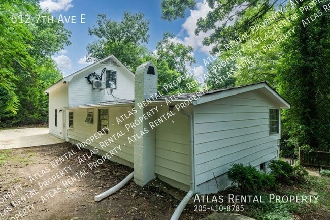 Photo - 512 7th Ave E