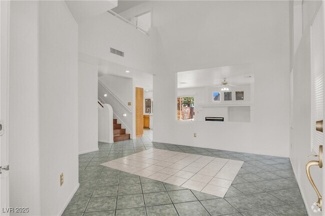 Building Photo - 2260 Blackberry Valley Way Rental