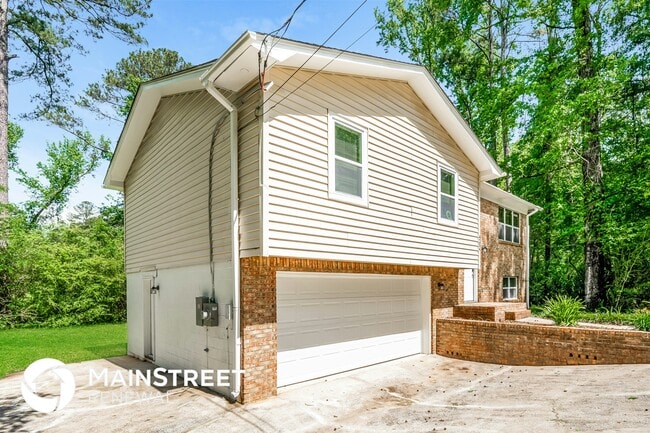 Photo - 4204 Denniston Cir