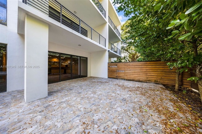 Photo - 3265 Bird Ave