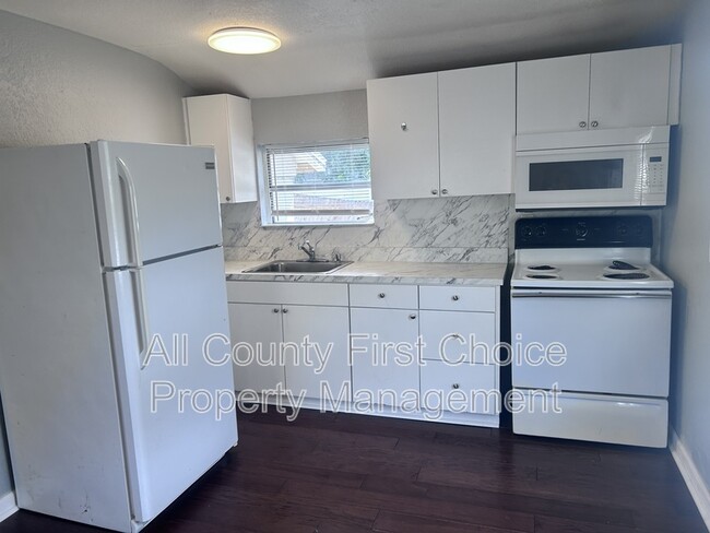 Photo - 5475 42nd St N