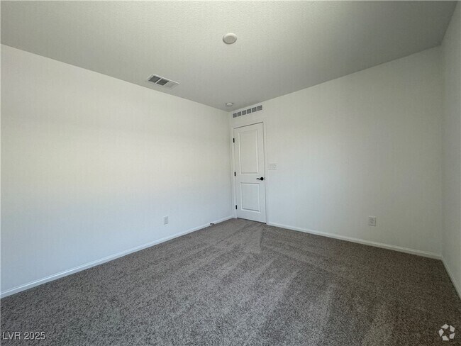 Building Photo - 5331 Barcola Ave Rental