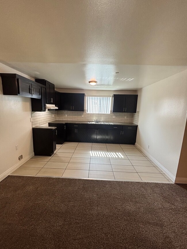 638 W Colden Ave