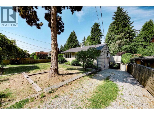 Photo - 3775 Emerald Dr