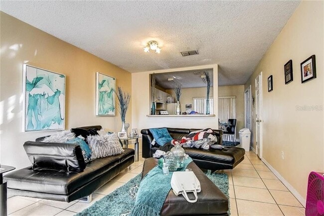 Photo - 3902 e yukon st