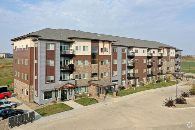 Building Photo - West Ridge Apartments