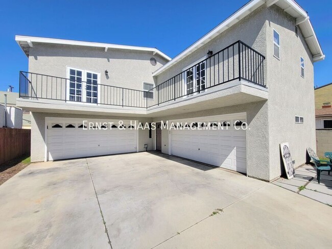 Beautiful 2 Story Rear Home in Prime Belmo... - Beautiful 2 Story Rear Home in Prime Belmo...