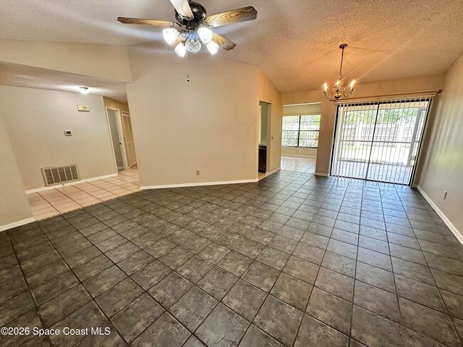 Photo - 2544 Park Pl Blvd
