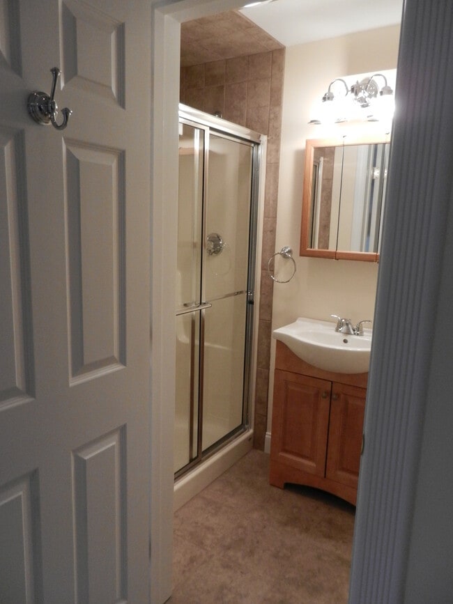 Photo - 9 Frankwyn St Unit 9 Frankwyn Street