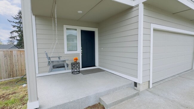 Photo - 5+ Bedroom Home in NE Lacey on Large Lot with Long Lake access plus A/C!