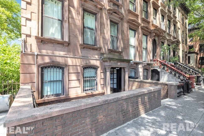Photo - 211 Lafayette Ave Unit 13