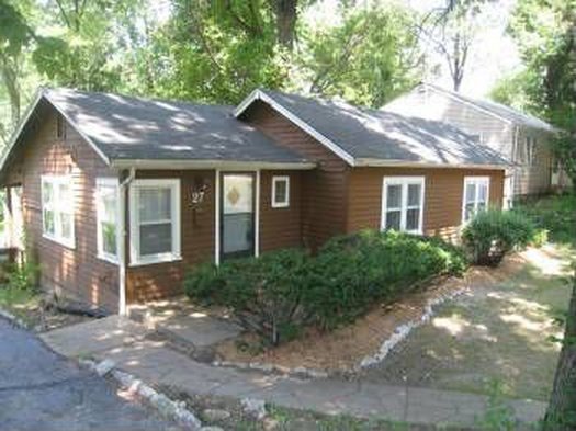 Nice Two Bedroom Home- Must have 600+ cred... - Nice Two Bedroom Home- Must have 600+ cred...