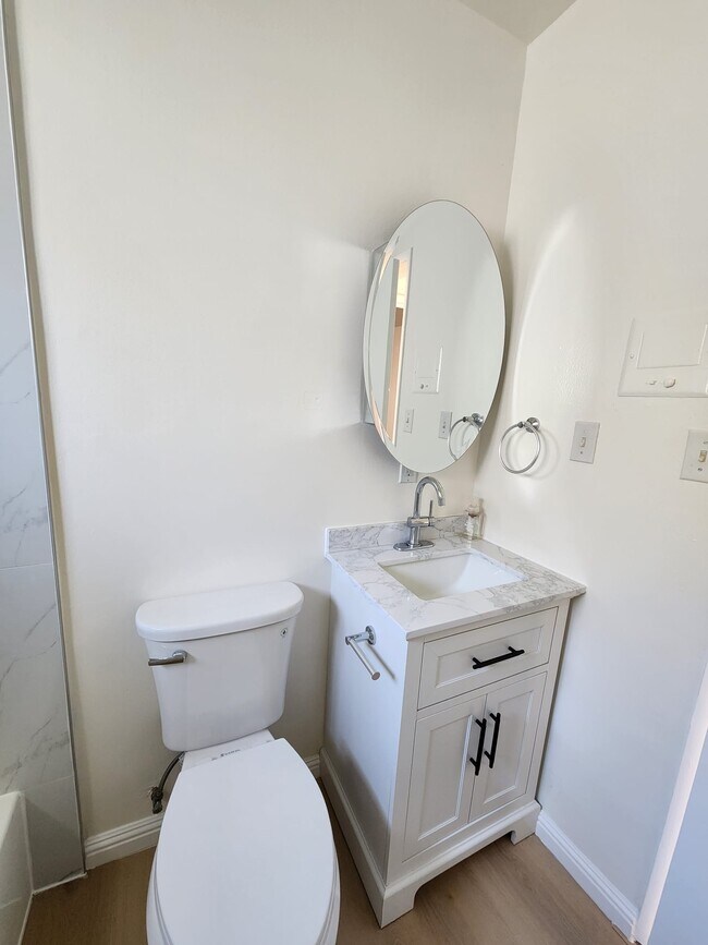 Bathroom - 2113 S Orange Dr