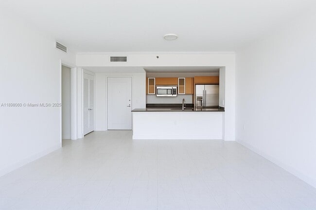 Photo - 951 Brickell Ave Unit 3103