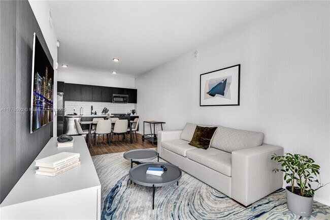 Photo - 398 NE 5th St Unidad 3419