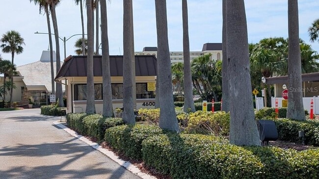 Photo - 4575 Cove Cir Unit 602