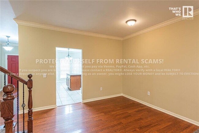 Photo - 519 S Pierremont Dr